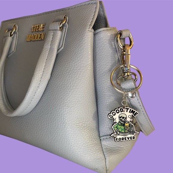 Skeleton Charm Keychain - Picture 2 of 3